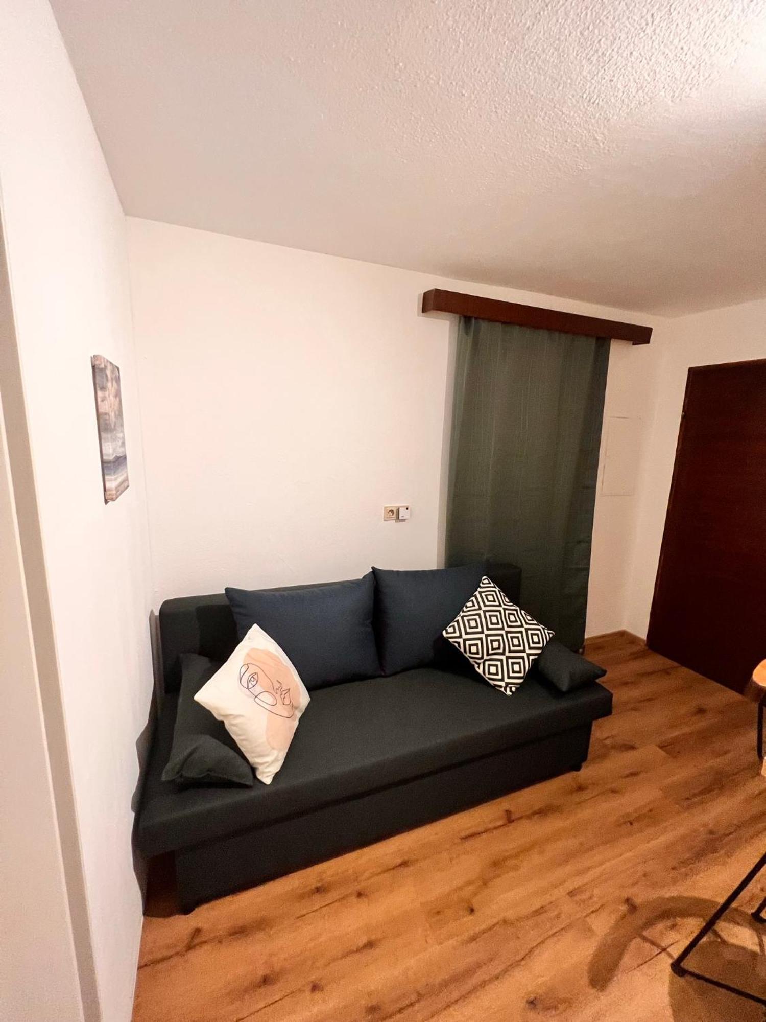 Perfekte Lage! Ganze Wohnung Burgblick Residenz Sankt Veit an der Glan Exterior foto